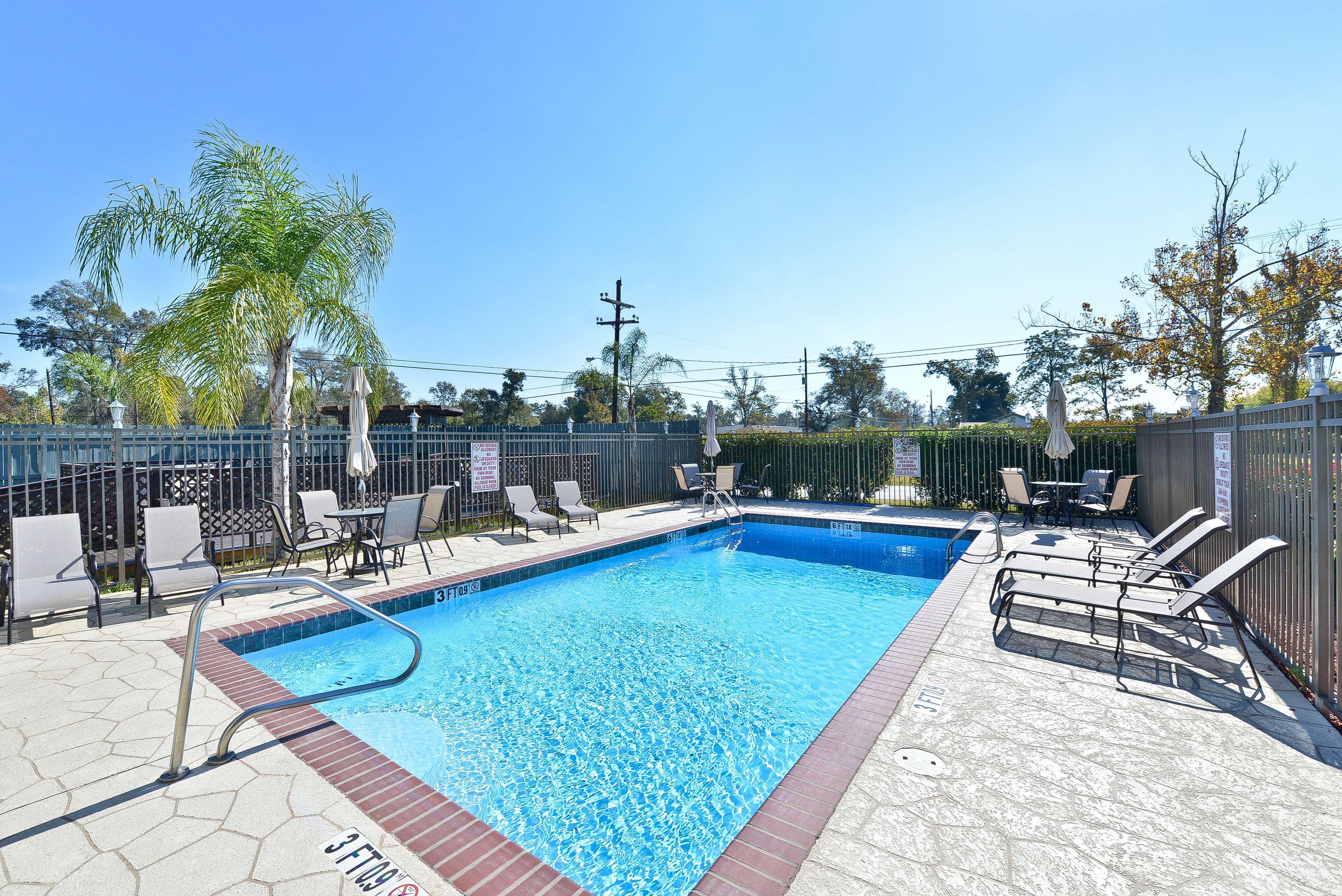 Best Western Plus Orange County Vidor Exteriör bild