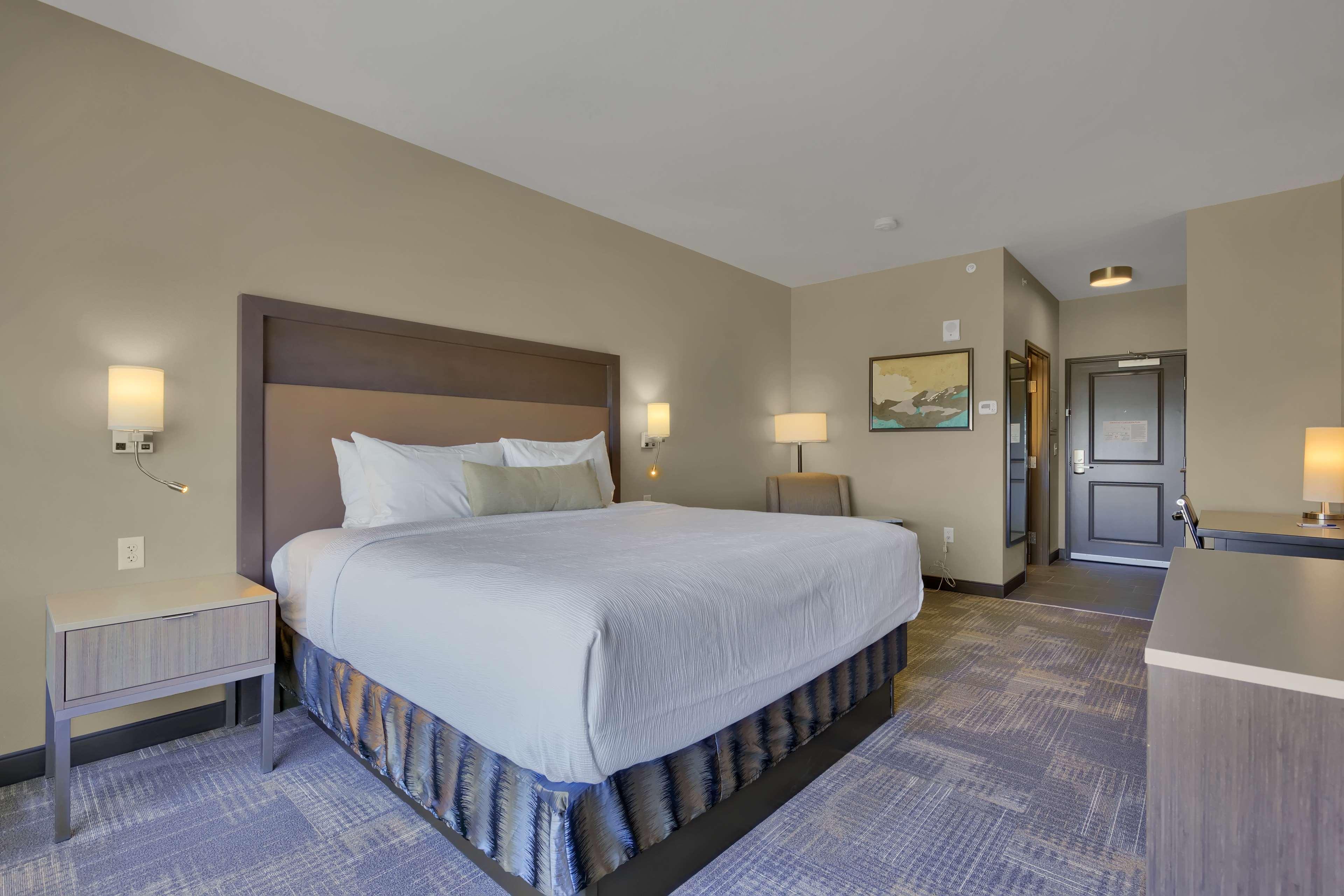 Best Western Plus Orange County Vidor Exteriör bild
