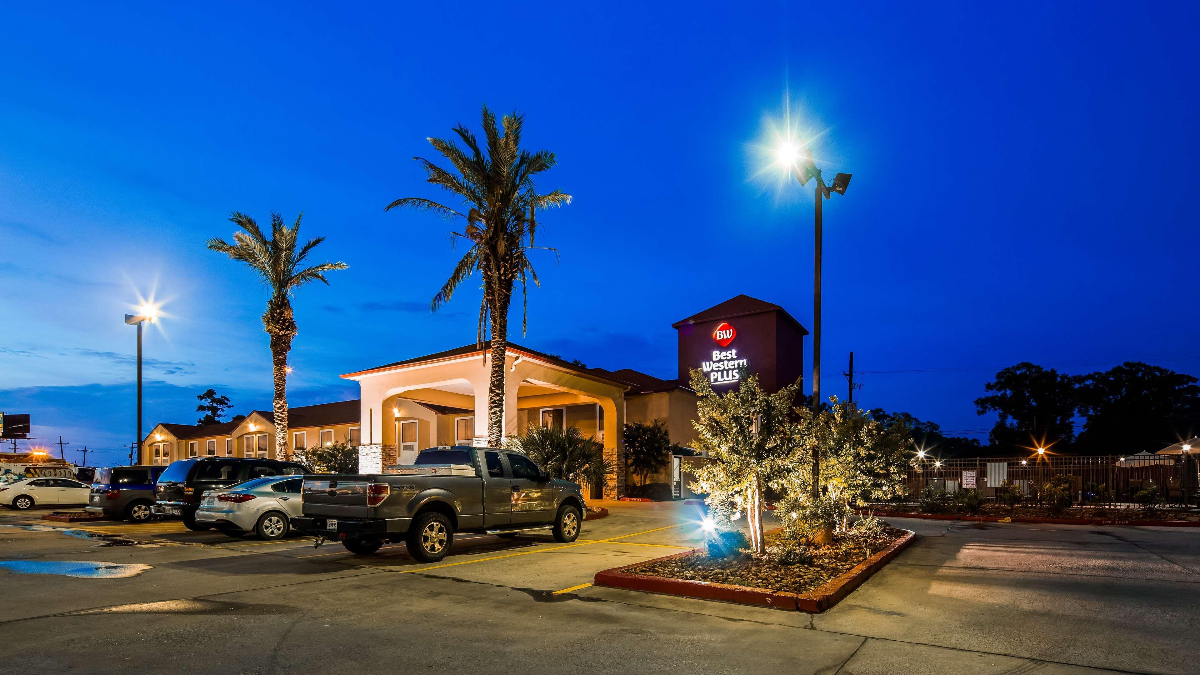 Best Western Plus Orange County Vidor Exteriör bild