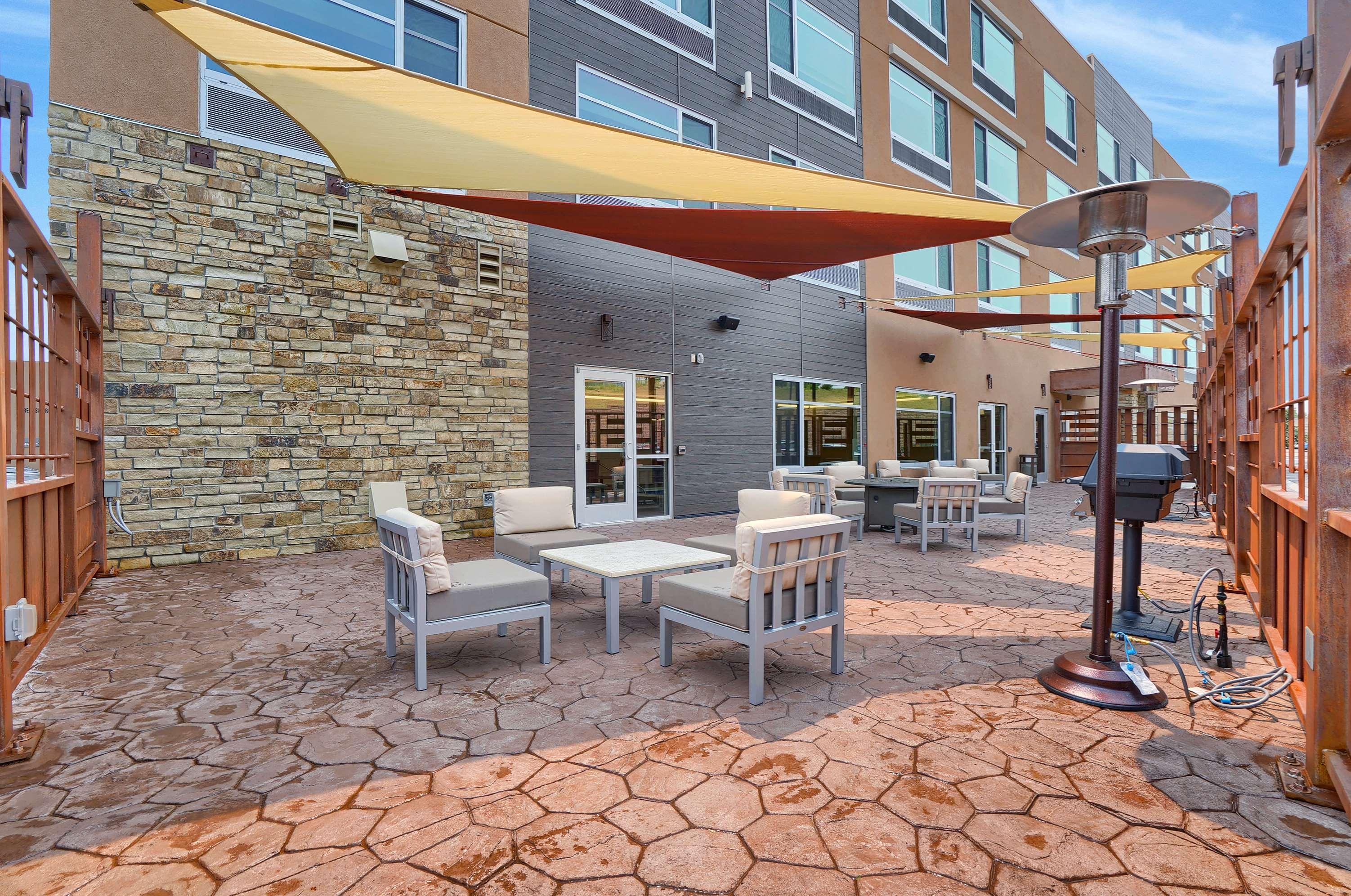 Best Western Plus Orange County Vidor Exteriör bild